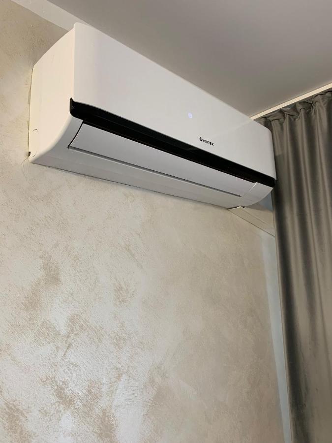 Chic Galati Apartment: Urban Escape المظهر الخارجي الصورة